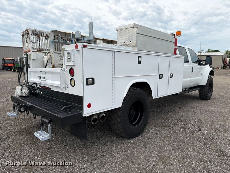 image for item EG9225 2016 Ford F550 Super Duty Crew Cab utility / service truck