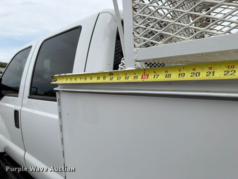 image for item EG9225 2016 Ford F550 Super Duty Crew Cab utility / service truck