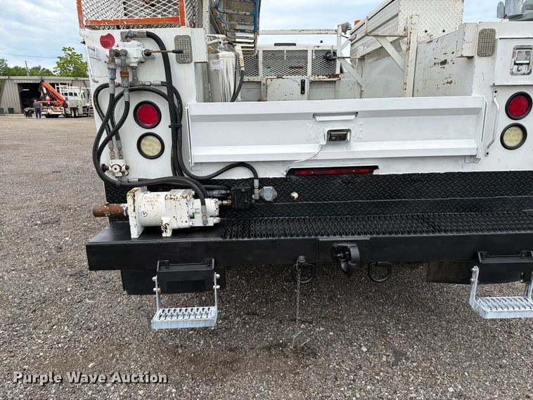 image for item EG9225 2016 Ford F550 Super Duty Crew Cab utility / service truck