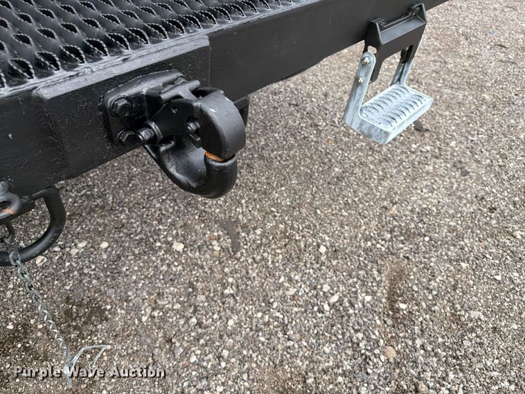 image for item EG9225 2016 Ford F550 Super Duty Crew Cab utility / service truck