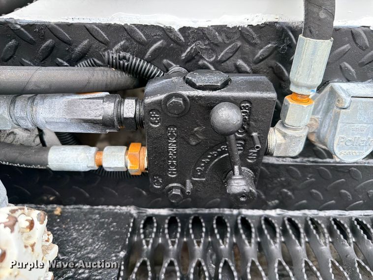 image for item EG9225 2016 Ford F550 Super Duty Crew Cab utility / service truck