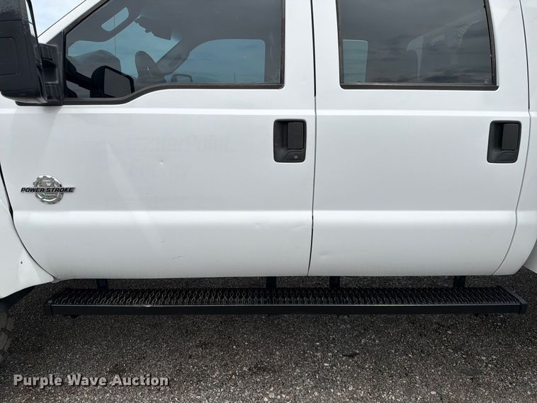 image for item EG9225 2016 Ford F550 Super Duty Crew Cab utility / service truck
