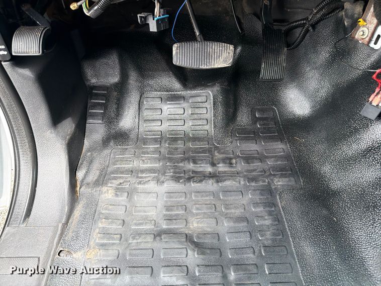 image for item EG9225 2016 Ford F550 Super Duty Crew Cab utility / service truck