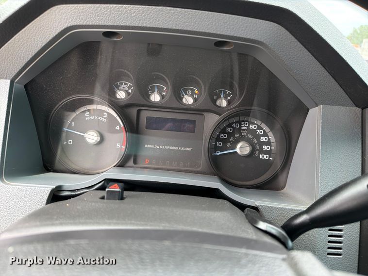 image for item EG9225 2016 Ford F550 Super Duty Crew Cab utility / service truck
