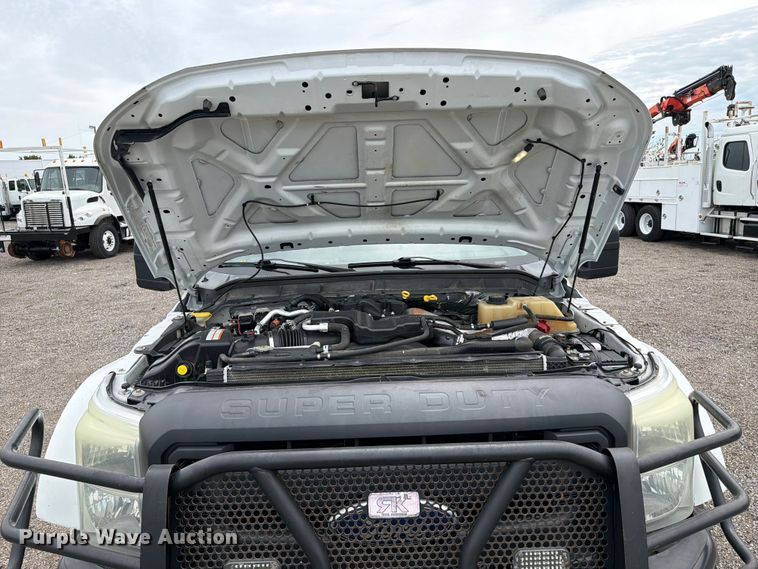 image for item EG9225 2016 Ford F550 Super Duty Crew Cab utility / service truck
