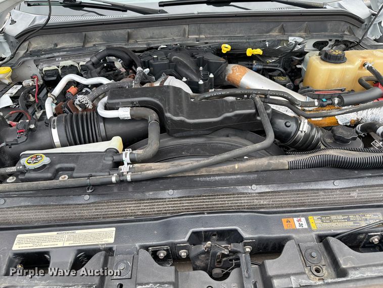 image for item EG9225 2016 Ford F550 Super Duty Crew Cab utility / service truck