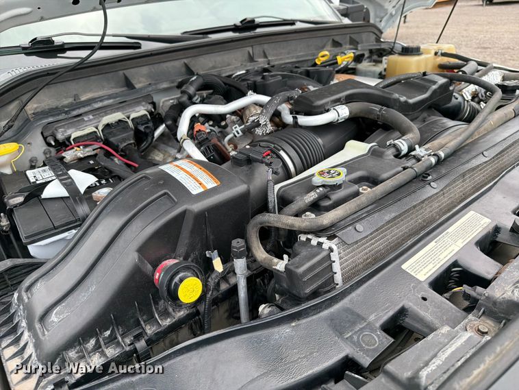 image for item EG9225 2016 Ford F550 Super Duty Crew Cab utility / service truck
