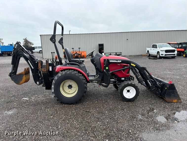 image for item EG9238 2018 Yanmar SA24 MFWD tractor