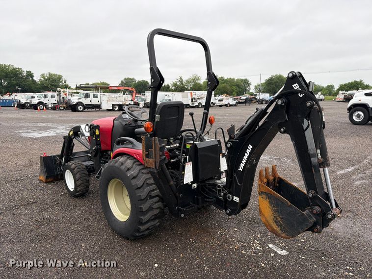 image for item EG9238 2018 Yanmar SA24 MFWD tractor