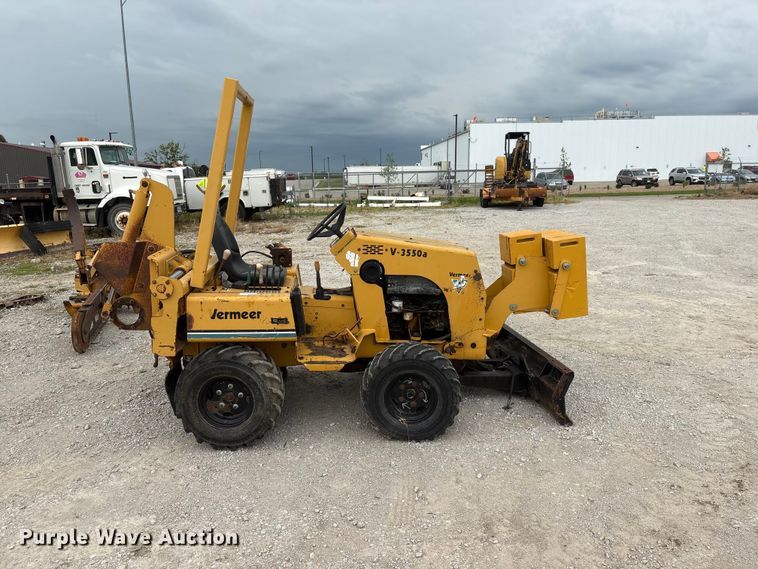 image for item EI5921 1998 Vermeer V-3550A trencher