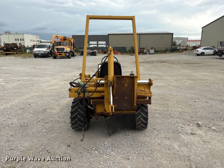 image for item EI5921 1998 Vermeer V-3550A trencher