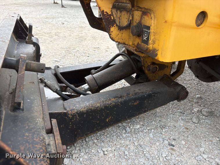image for item EI5921 1998 Vermeer V-3550A trencher