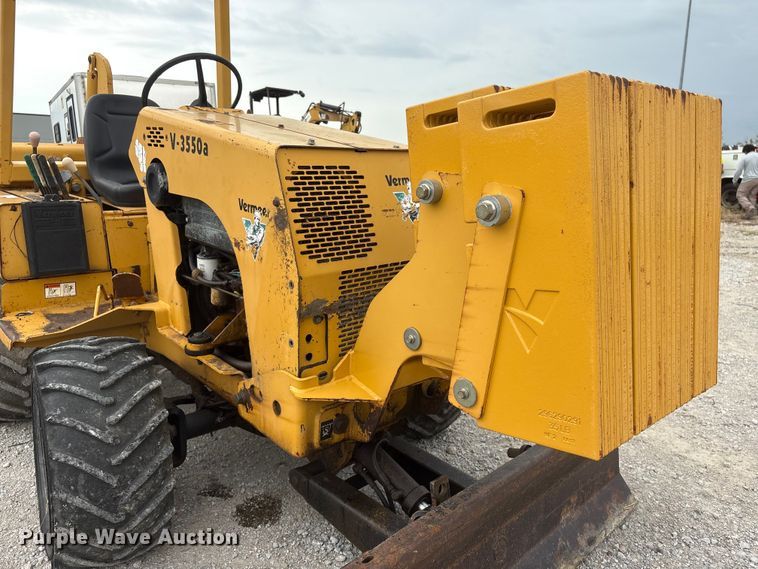 image for item EI5921 1998 Vermeer V-3550A trencher