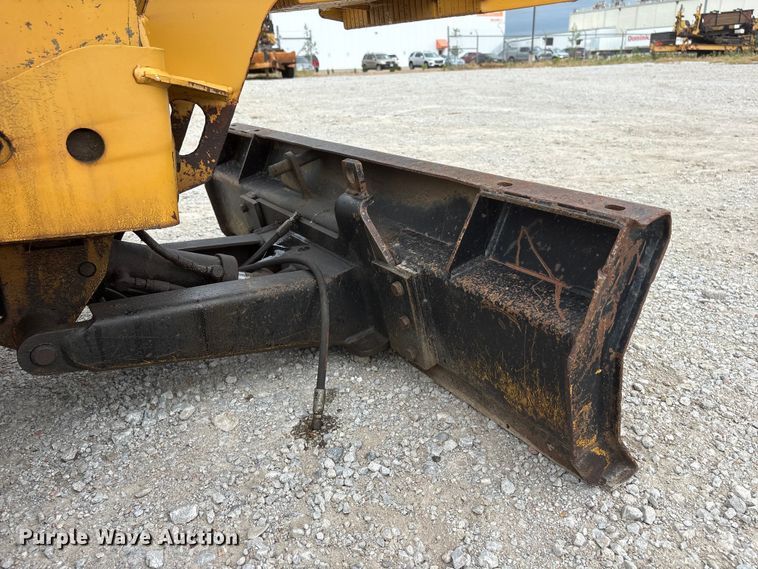 image for item EI5921 1998 Vermeer V-3550A trencher