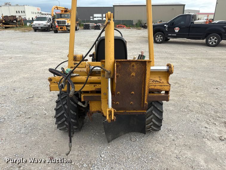 image for item EI5921 1998 Vermeer V-3550A trencher