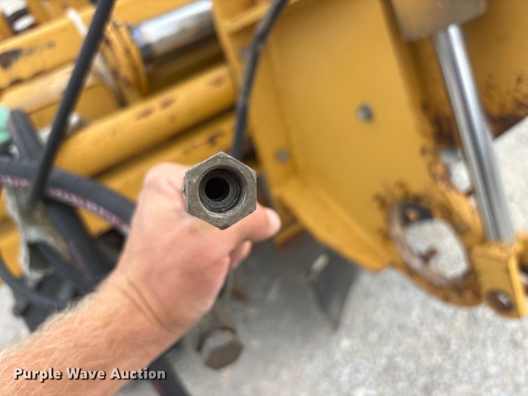 image for item EI5921 1998 Vermeer V-3550A trencher