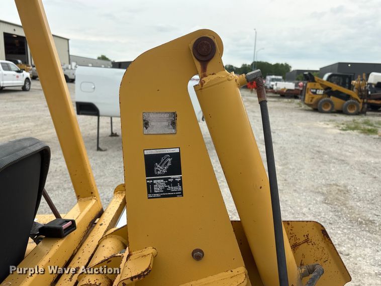 image for item EI5921 1998 Vermeer V-3550A trencher