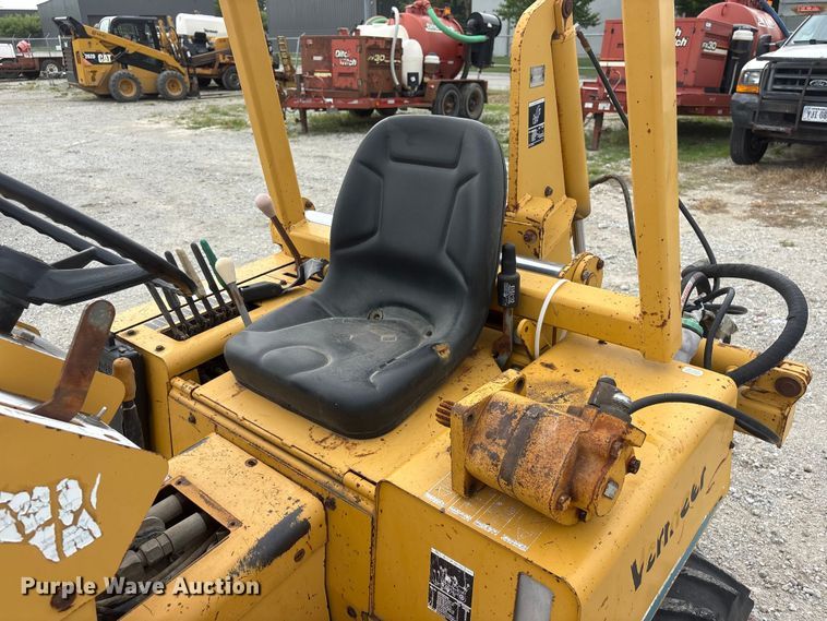 image for item EI5921 1998 Vermeer V-3550A trencher
