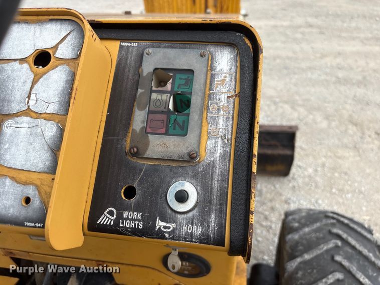 image for item EI5921 1998 Vermeer V-3550A trencher