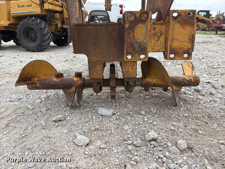 image for item EI5921 1998 Vermeer V-3550A trencher