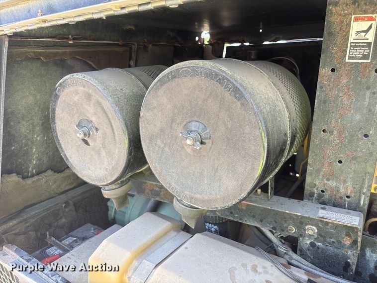 image for item EI5939 Sullair 375 DPQ CAT air compressor
