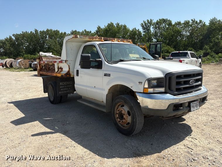 image for item EI5940 2004 Ford F450 Super Duty dump truck