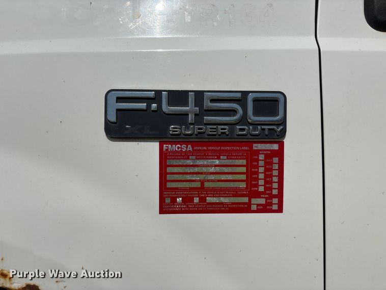 image for item EI5940 2004 Ford F450 Super Duty dump truck