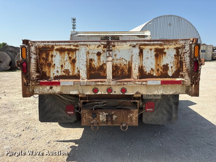 image for item EI5940 2004 Ford F450 Super Duty dump truck