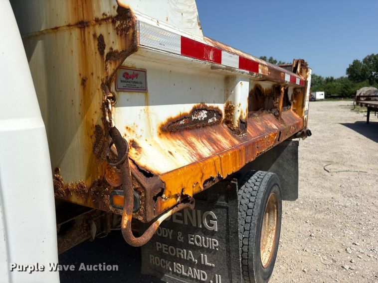 image for item EI5940 2004 Ford F450 Super Duty dump truck