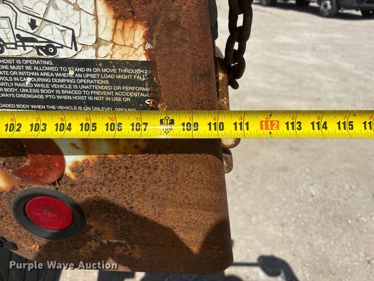 image for item EI5940 2004 Ford F450 Super Duty dump truck
