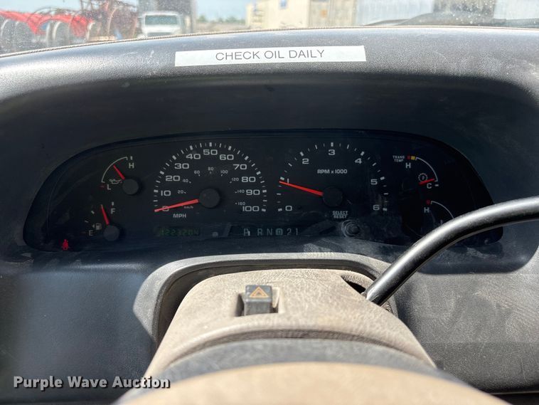 image for item EI5940 2004 Ford F450 Super Duty dump truck