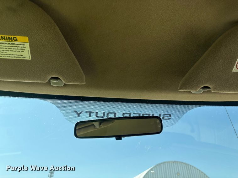 image for item EI5940 2004 Ford F450 Super Duty dump truck