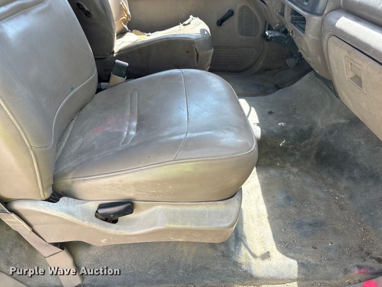 image for item EI5940 2004 Ford F450 Super Duty dump truck