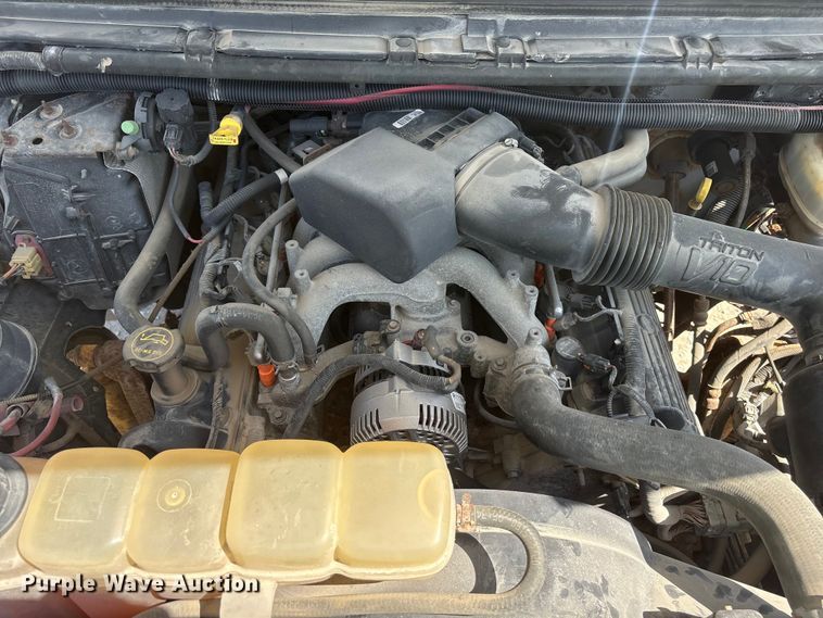 image for item EI5940 2004 Ford F450 Super Duty dump truck