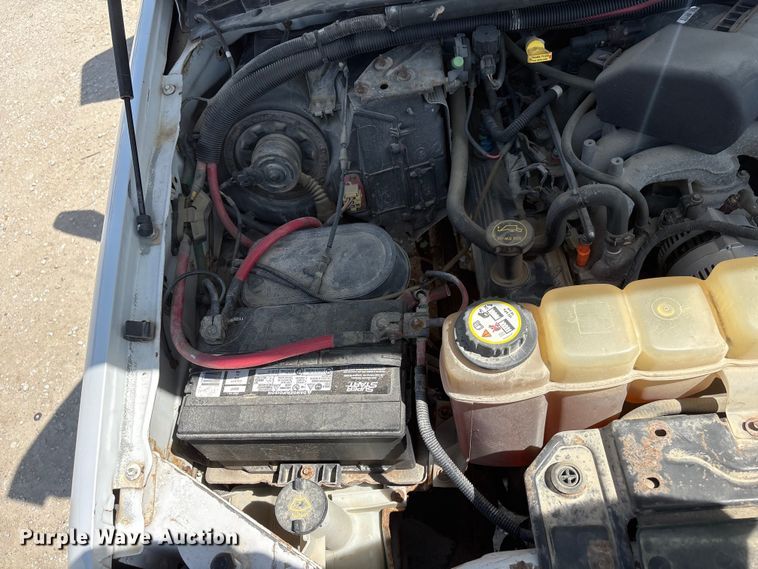 image for item EI5940 2004 Ford F450 Super Duty dump truck