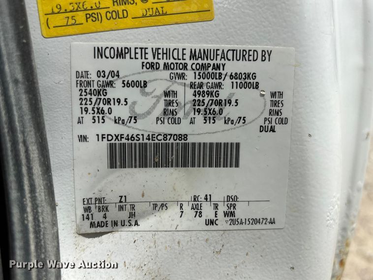image for item EI5940 2004 Ford F450 Super Duty dump truck