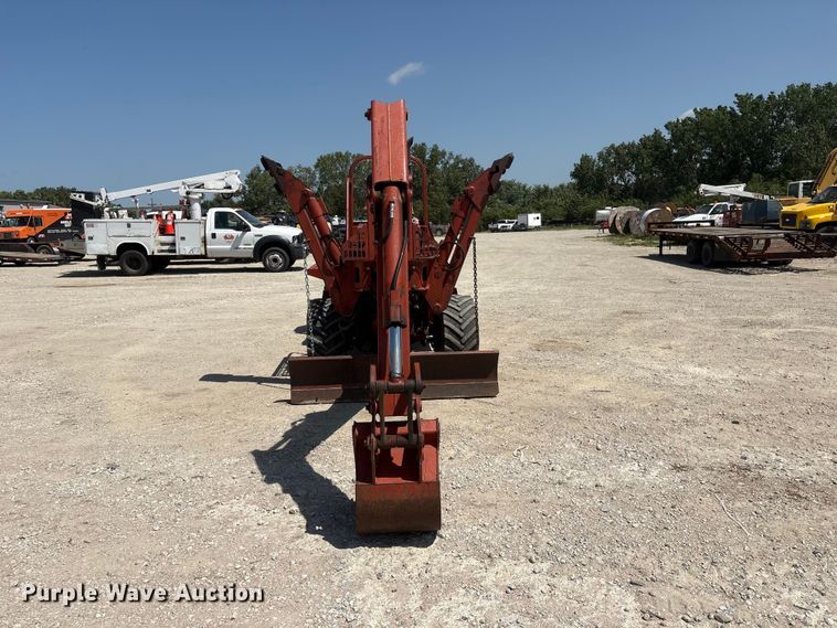 image for item EI5941 2000 Ditch Witch 7610DD trencher