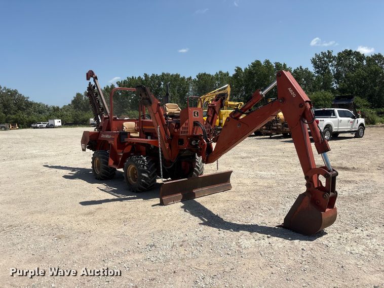 image for item EI5941 2000 Ditch Witch 7610DD trencher