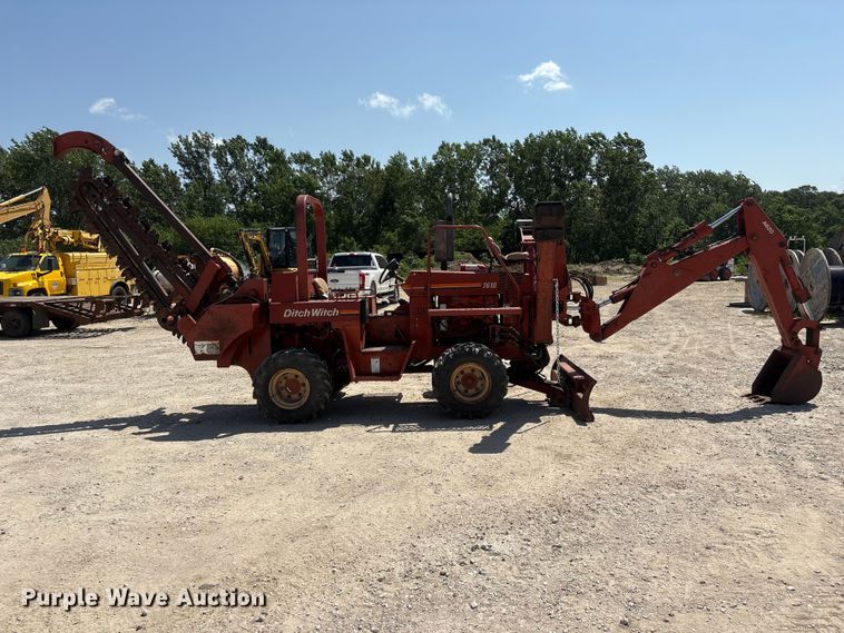 image for item EI5941 2000 Ditch Witch 7610DD trencher