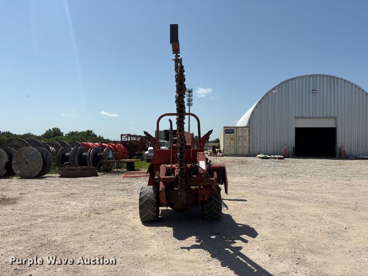 image for item EI5941 2000 Ditch Witch 7610DD trencher