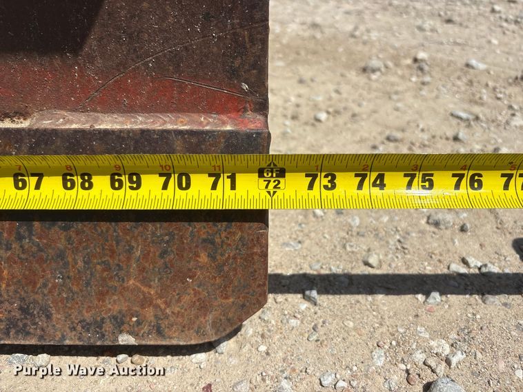 image for item EI5941 2000 Ditch Witch 7610DD trencher