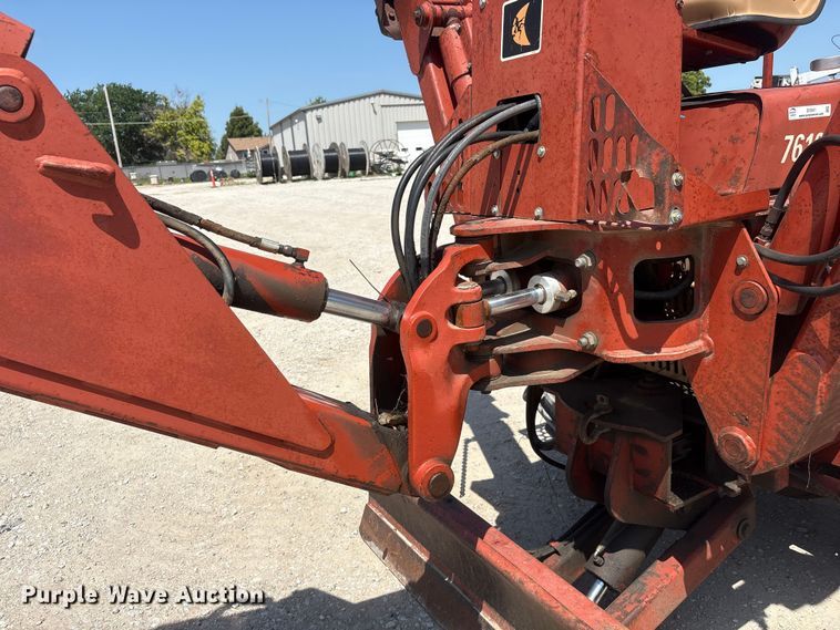 image for item EI5941 2000 Ditch Witch 7610DD trencher