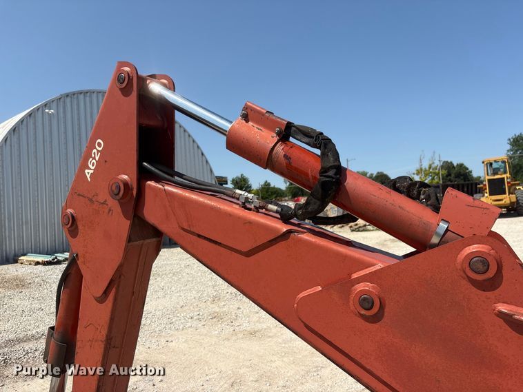image for item EI5941 2000 Ditch Witch 7610DD trencher