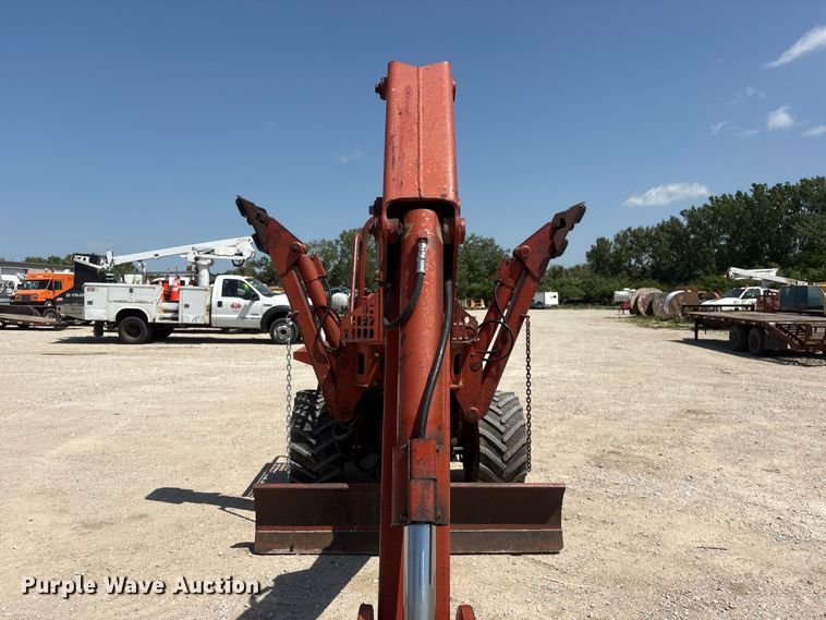 image for item EI5941 2000 Ditch Witch 7610DD trencher