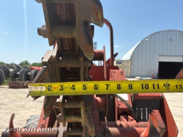 image for item EI5941 2000 Ditch Witch 7610DD trencher