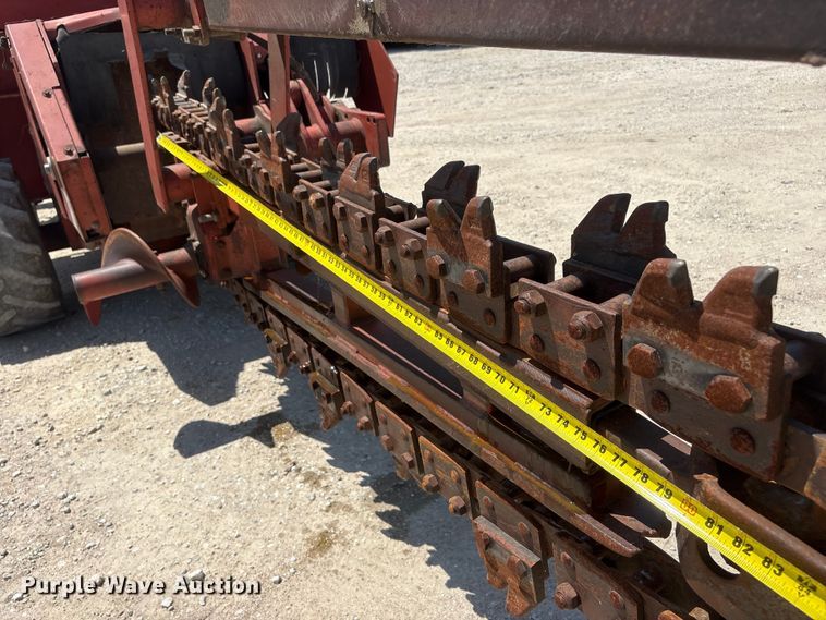 image for item EI5941 2000 Ditch Witch 7610DD trencher