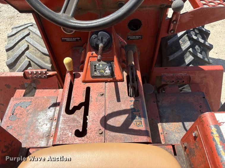 image for item EI5941 2000 Ditch Witch 7610DD trencher