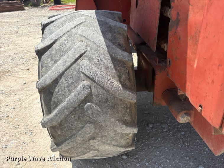 image for item EI5941 2000 Ditch Witch 7610DD trencher