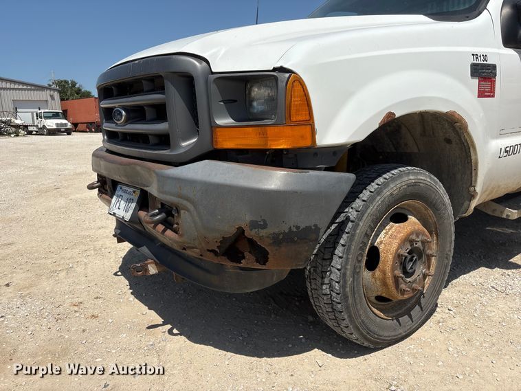 image for item EI5942 2002 Ford F550 dump truck