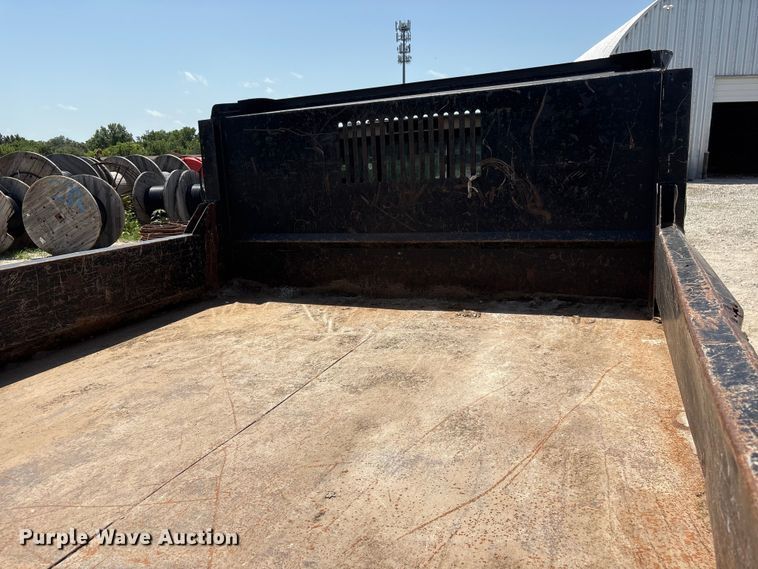 image for item EI5942 2002 Ford F550 dump truck